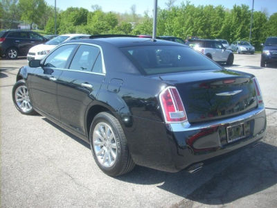 2011 Chrysler 300 300C