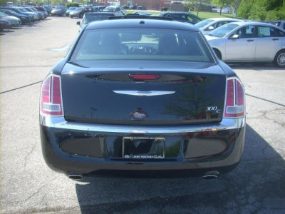 2011 Chrysler 300 300C