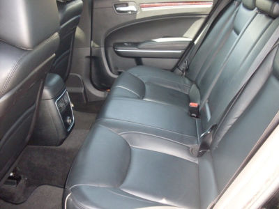 2012 Chrysler 300 Limited