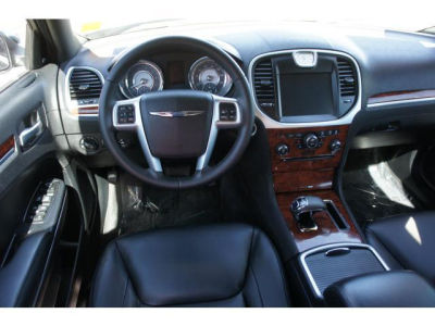 2012 Chrysler 300 Limited