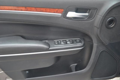 2013 Chrysler 300