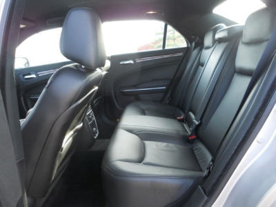 2012 Chrysler 300 Limited