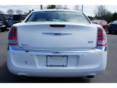 2011 Chrysler 300 Limited