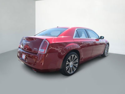 2012 Chrysler 300  S V6