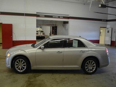 2012 Chrysler 300  Limited