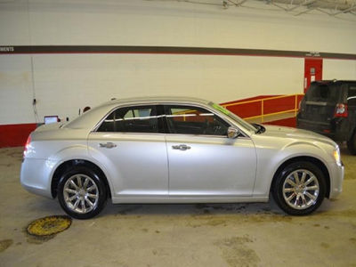 2012 Chrysler 300  Limited