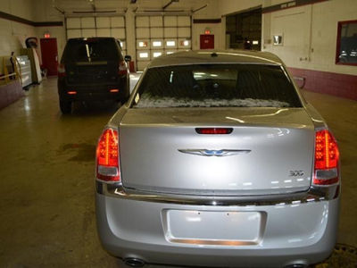 2012 Chrysler 300  Limited