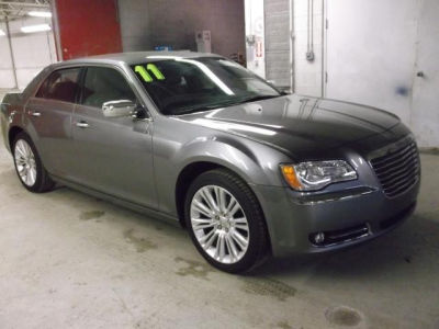 2011 Chrysler 300  Limited