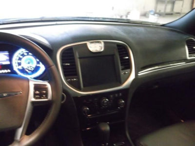 2011 Chrysler 300  Limited