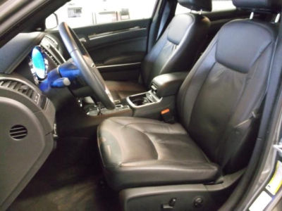2011 Chrysler 300  Limited
