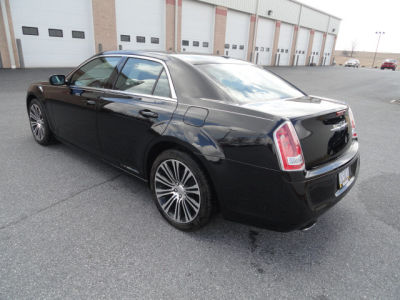 2012 Chrysler 300  S V6