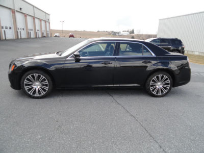 2012 Chrysler 300  S V6