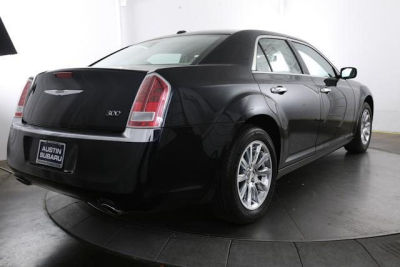 2011 Chrysler 300  Limited