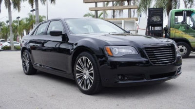 2012 Chrysler 300  S V6