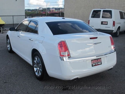 2012 Chrysler 300  Limited