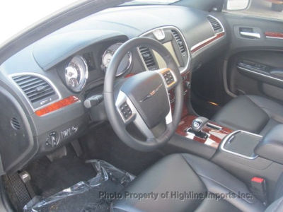 2012 Chrysler 300  Limited