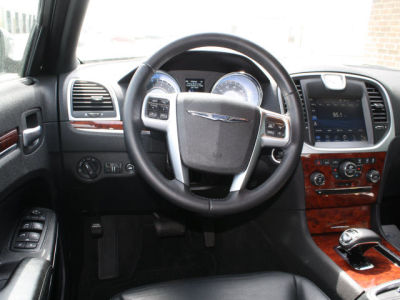 2012 Chrysler 300  Limited