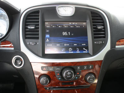 2012 Chrysler 300  Limited