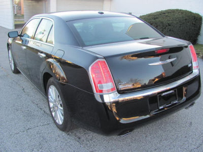 2012 Chrysler 300  Limited