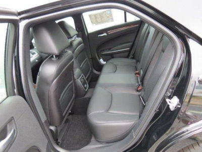 2013 Chrysler 300