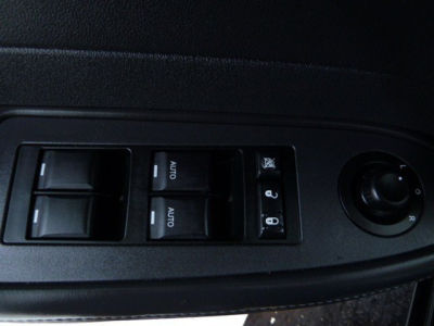 2008 Chrysler 300  C SRT8