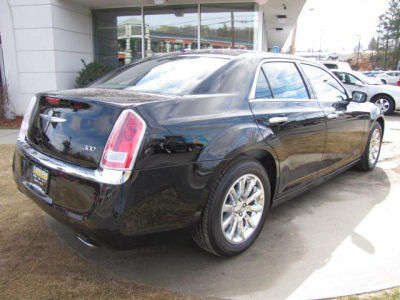 2012 Chrysler 300 Limited