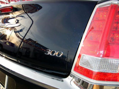 2012 Chrysler 300 Limited