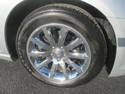 2012 Chrysler 300  Limited
