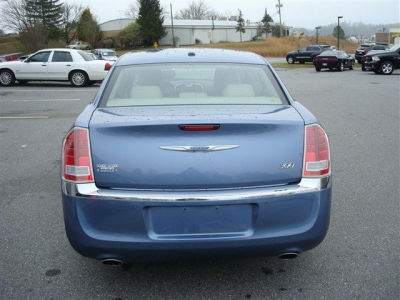 2011 Chrysler 300 Limited