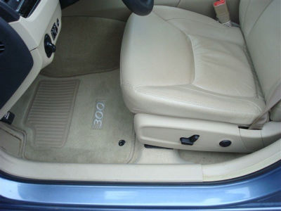 2011 Chrysler 300 Limited