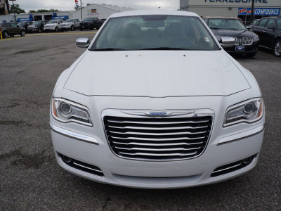 2012 Chrysler 300 Limited