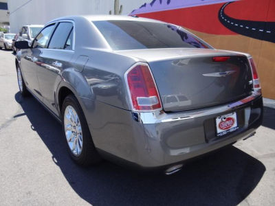 2011 Chrysler 300  Limited
