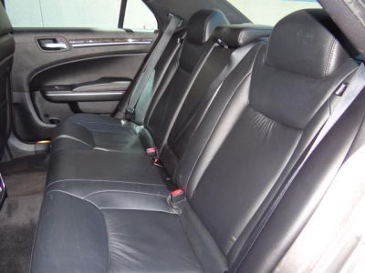 2011 Chrysler 300  Limited
