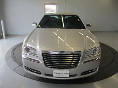 2012 Chrysler 300 Limited