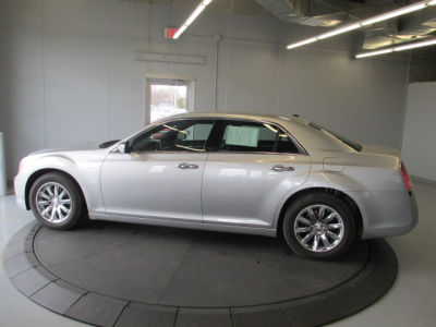2012 Chrysler 300 Limited