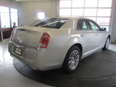 2012 Chrysler 300 Limited