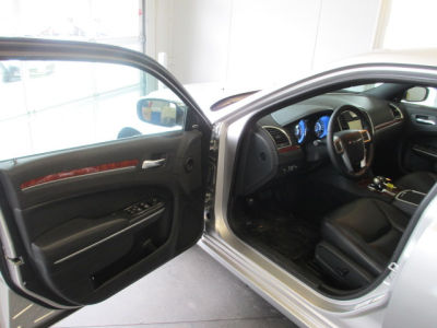 2012 Chrysler 300 Limited