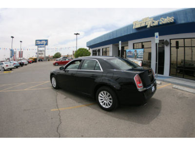 2013 Chrysler 300 Base