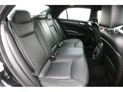 2013 Chrysler 300 Base