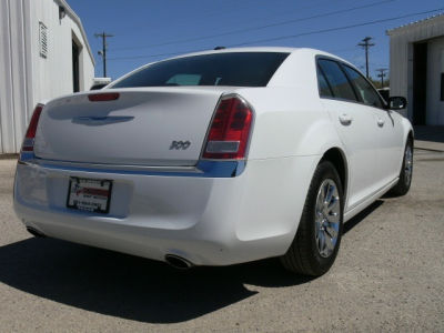 2013 Chrysler 300 Base