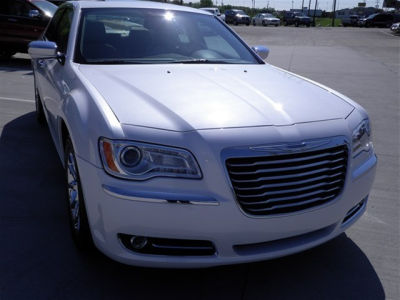2011 Chrysler 300  Limited