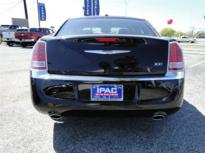 2012 Chrysler 300 Limited