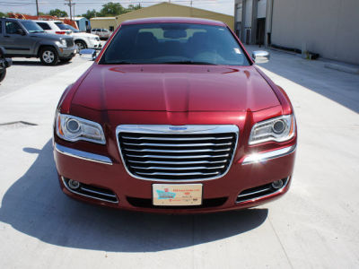 2012 Chrysler 300 Limited