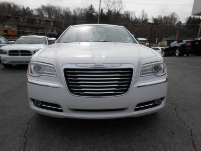 2011 Chrysler 300 Limited