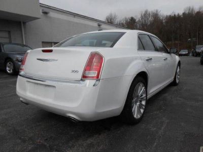 2011 Chrysler 300 Limited