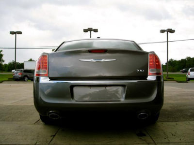2011 Chrysler 300 Limited