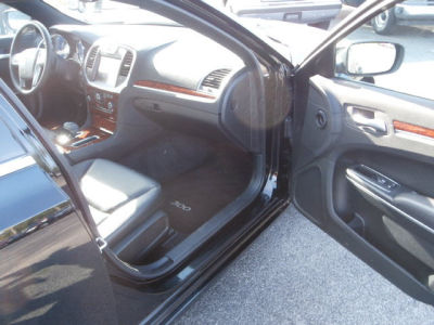 2013 Chrysler 300  Base