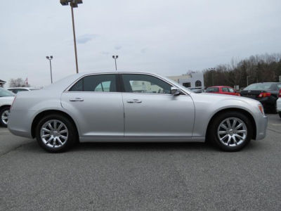 2012 Chrysler 300  Limited