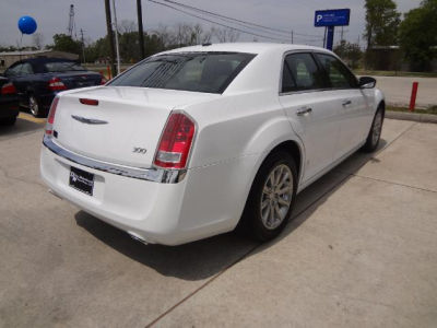 2012 Chrysler 300  Limited