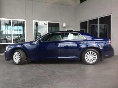 2013 Chrysler 300 Base